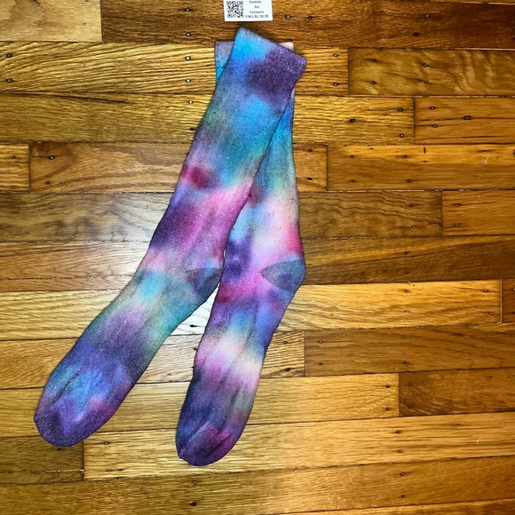 CraaazE Buzz Clothing: custom tie-dye 1 of 1 CraaazE Wavy Socks - Picture 2 of 5